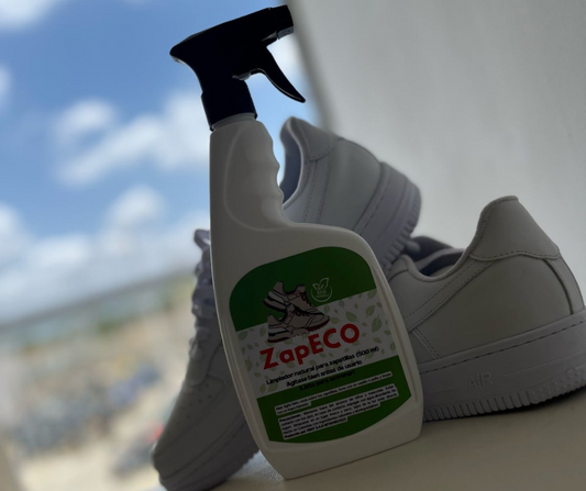 Luce zapatillas de lujo con ZapEco 👉  Limpieza natural por solo $30K 💚